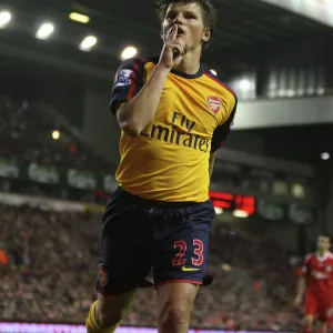 Andrey Arshavin celebrates scoring the 2nd Arsenal goal