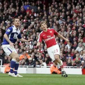 Andrey Arshavin scores Arsenals 3rd goal as Barry