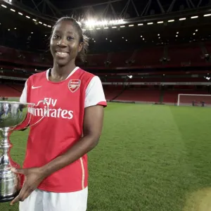 Anita Asante (Arsenal) with the Premier League Trophy