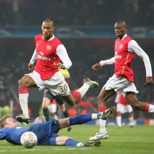 Armand Traore and Abu Diaby (Arsenal) Dorin Goian (Bucuresti)