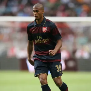 Armand Traore in Action: Arsenal's 2-1 Victory over Lazio at Amsterdam ArenA (2007)