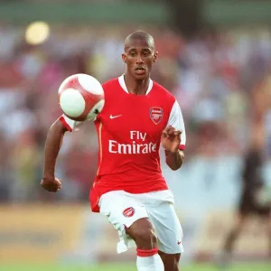 Armand Traore in Action: Arsenal's Victory Over SV Mattersburg (2006)
