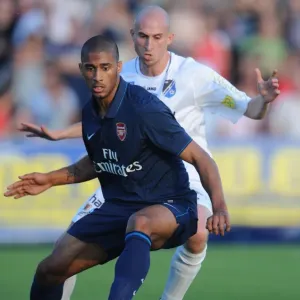Armand Traore vs Markus Buchinger: Arsenal's Dominance over SC Columbia in 2009 Pre-Season Friendly (1:7 Score)