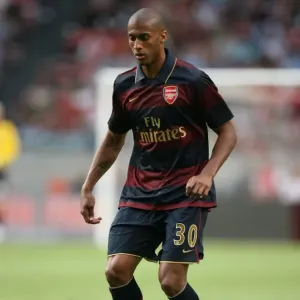 Armand Traore's Breakthrough: Arsenal's 2-1 Win Against Lazio at Amsterdam ArenA (2007) Armand Traore's Breakthrough: Arsenal's 2-1 Win Against Lazio at Amsterdam ArenA (2007)