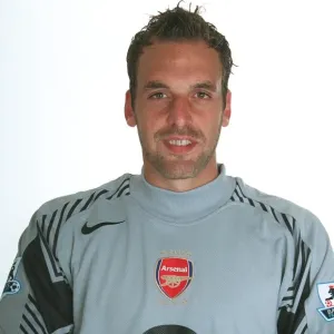 Arsenal 1st Team Photocall. Arsenal Stadium, Highbury, London, 4 / 8 / 05