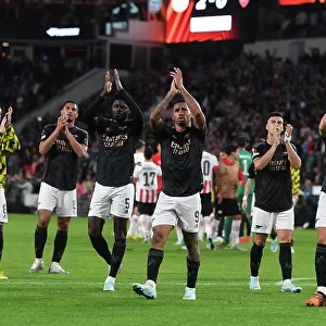 Arsenal Applaud Fans in Europa League Victory over PSV Eindhoven (2022-23)
