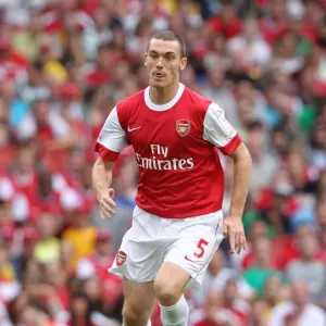 (Arsenal). Arsenal 3: 2 Celtic. Emirates Cup Pre Season. Emirates Stadium, 1 / 8 / 10