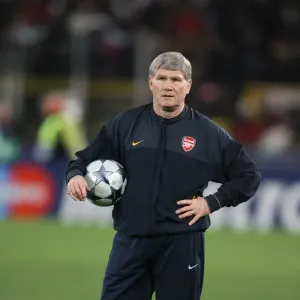 Arsenal assistant manager Pat Rice