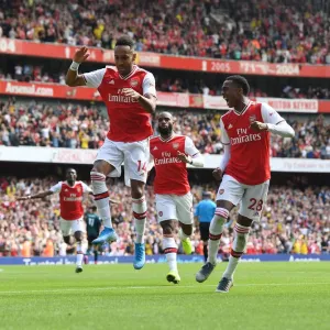 Arsenal: Aubameyang and Willock Celebrate Goals Against Burnley (2019-20) Arsenal: Aubameyang and Willock Celebrate Goals Against Burnley (2019-20)