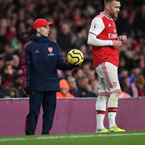 Arsenal Ballboy on Alert: Arsenal vs. Wolverhampton Wanderers, Premier League 2019-20