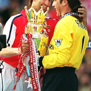 Arsenal captain Tony Adams and goalkeeper David Seaman with the F. A