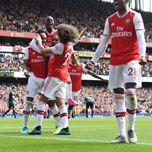 Arsenal Celebrate Aubameyang's Goal Against Burnley, 2019-20 Premier League