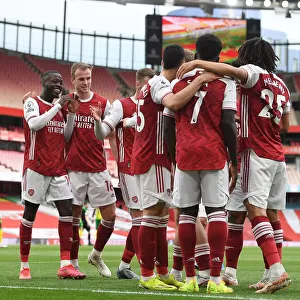 Arsenal Celebrate Emile Smith Rowe's Goal Against West Bromwich Albion (2020-21)