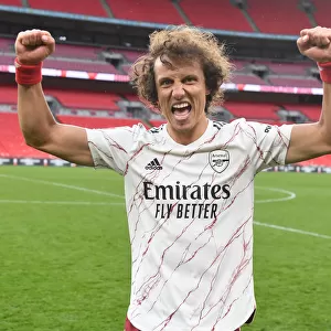 Arsenal Celebrate FA Community Shield Victory: David Luiz Leads the Team's Triumph
