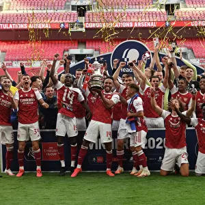 Arsenal Celebrate FA Cup Victory Over Chelsea in Empty Wembley Stadium (2020)