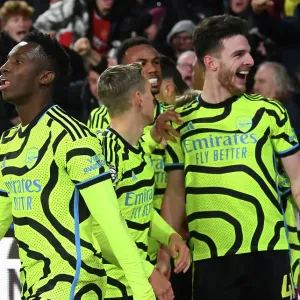 Arsenal Celebrate First Goal: Eddie Nketiah and Team's Jubilant Reaction to Kai Havertz's Strike (2023-24 Premier League)