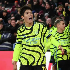 Arsenal Celebrate First Goal Against Brentford in 2023-24 Premier League