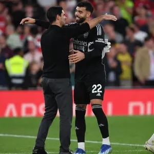 Arsenal Celebrate Hard-Fought Victory Over Manchester City in 2023-24 Premier League Arsenal Celebrate Hard-Fought Victory Over Manchester City in 2023-24 Premier League
