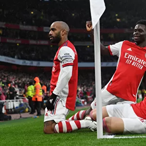 Arsenal Celebrate: Lacazette, Saka, Martinelli Score in Arsenal v Southampton (2021-22)