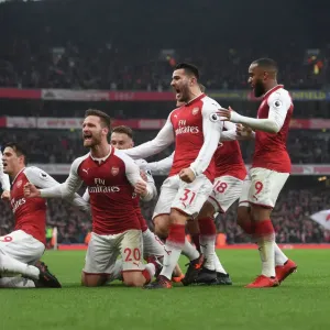 Season 2017-18 Prints: Arsenal v Tottenham Hotspur 2017-18