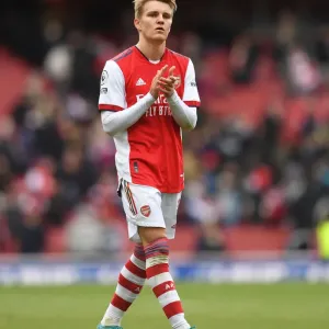 Arsenal Celebrate Victory Over Brighton: Martin Odegaard Rallies Fans