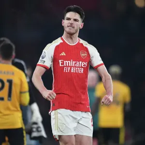 Arsenal Celebrate Win Against Wolverhampton Wanderers in 2023-24 Premier League