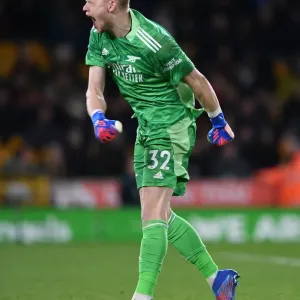 Arsenal Celebrate Win Against Wolverhampton Wanderers in Premier League