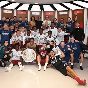 Arsenal Celebrates FA Community Shield Victory over Liverpool: 2020-21