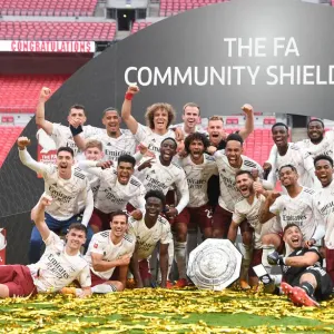 Arsenal Celebrates FA Community Shield Win Against Liverpool