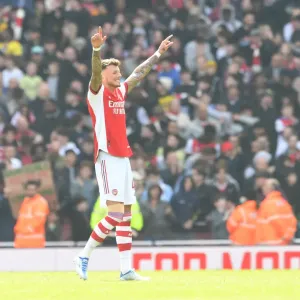 Arsenal Celebrates Three Goals Against Manchester United in Exciting 2021-22 Premier League Match Arsenal Celebrates Three Goals Against Manchester United in Exciting 2021-22 Premier League Match