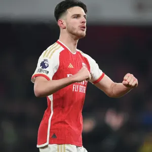 Arsenal Celebrates Thrilling Victory Over Wolverhampton Wanderers in the 2023-24 Premier League