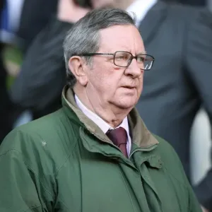 Arsenal chairman Peter Hill-Wood Arsenal chairman Peter Hill-Wood