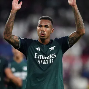 Arsenal Champions League Triumph: Gabriel's Emotional Celebration vs. Sevilla (2023-24) Arsenal Champions League Triumph: Gabriel's Emotional Celebration vs. Sevilla (2023-24)
