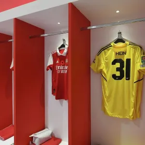 Arsenal Changing Room: Karl Hein's Shirt Awaits Before Arsenal vs Brighton & Hove Albion (Carabao Cup 2022-23)