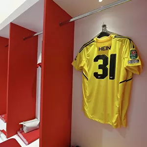 Arsenal Changing Room: Karl Hein's Shirt Ready for Arsenal vs Brighton & Hove Albion (Carabao Cup 2022-23)