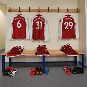 Arsenal Changing Room Before Match: West Bromwich Albion vs. Arsenal (2017-18)