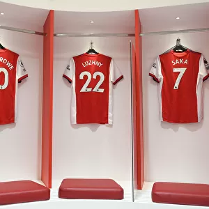 Arsenal Changing Room: Oleg Luzhny's Shirt Among Emile Smith Rowe and Bukayo Saka's Ahead of Arsenal vs Leicester City