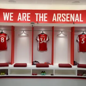 Arsenal Changing Room: Pre-Match Preparation Against Manchester City (Premier League 2021-22)