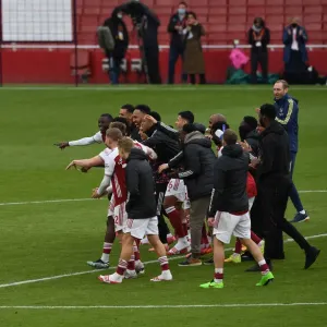 Arsenal Clinch Premier League Victory: David Luiz and Team Celebrate Historic Win Over Brighton & Hove Albion Arsenal Clinch Premier League Victory: David Luiz and Team Celebrate Historic Win Over Brighton & Hove Albion