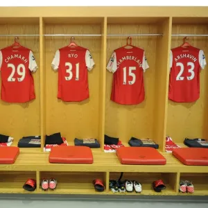Arsenal Dressing Room Print: Pre-Match Focus at Emirates Stadium Arsenal Dressing Room Print: Pre-Match Focus at Emirates Stadium