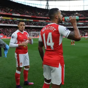 Arsenal Duo Theo Walcott and Alexis Sanchez Hydrate Before Arsenal v Middlesbrough Match, 2016-17 Arsenal Duo Theo Walcott and Alexis Sanchez Hydrate Before Arsenal v Middlesbrough Match, 2016-17
