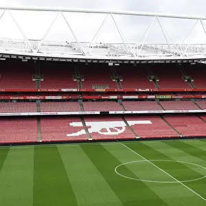 Arsenal 2022-23 Fine Art Print Collection: Arsenal v AFC Bournemouth 2022-23