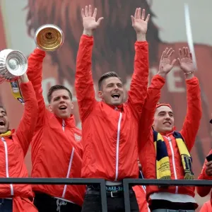 Arsenal FA Cup Triumph: 2014-15 Victory Parade Arsenal FA Cup Triumph: 2014-15 Victory Parade