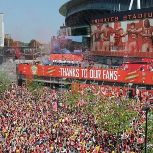 Arsenal FA Cup Victory Parade: Celebrating with the Trophy at Emirates Stadium (2014) Arsenal FA Cup Victory Parade: Celebrating with the Trophy at Emirates Stadium (2014)