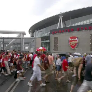 Arsenal fans cross the North Bridge to get to Emirates Stadium Arsenal fans cross the North Bridge to get to Emirates Stadium