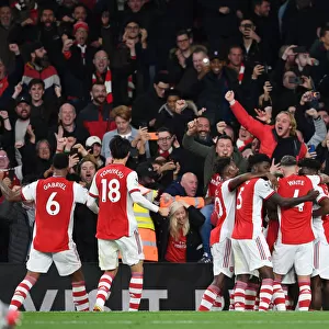 Arsenal Fans Erupt: Aubameyang Scores Thrilling Second Goal vs Aston Villa, Premier League 2021-22