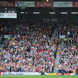 Arsenal Fans. Fulham 2: 2 Arsenal, Barclays Premier League, Craven Cottage