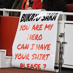 Arsenal Fans Honour Bukayo Saka with Massive Banner vs West Ham United