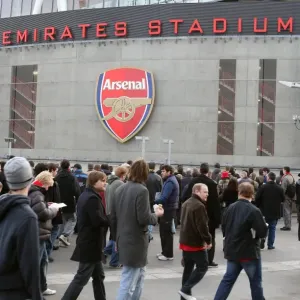 Arsenal fans outside the stadium