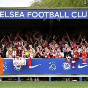 Arsenal Fans Rally at Chelsea vs Arsenal: FA Women's Super League Showdown, Kingston upon Thames (2022-23) Arsenal Fans Rally at Chelsea vs Arsenal: FA Women's Super League Showdown, Kingston upon Thames (2022-23)